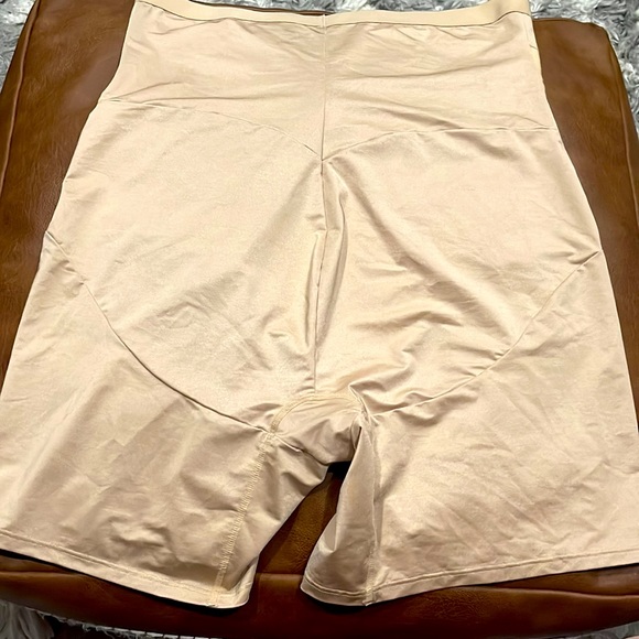 New without tags Lane Bryant Cacique High-Waist Thigh Shaper - Size 22/24 - Picture 3 of 6